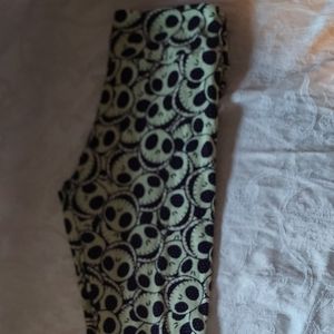 *RARE* LuLaRoe Nightmare Before Christmas Leggings